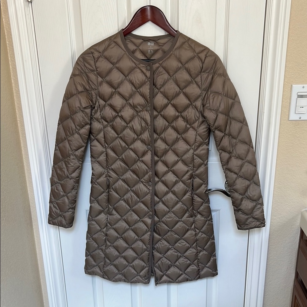 Uniqlo ultra light down long jacket light brown Women's Quilted Jacket